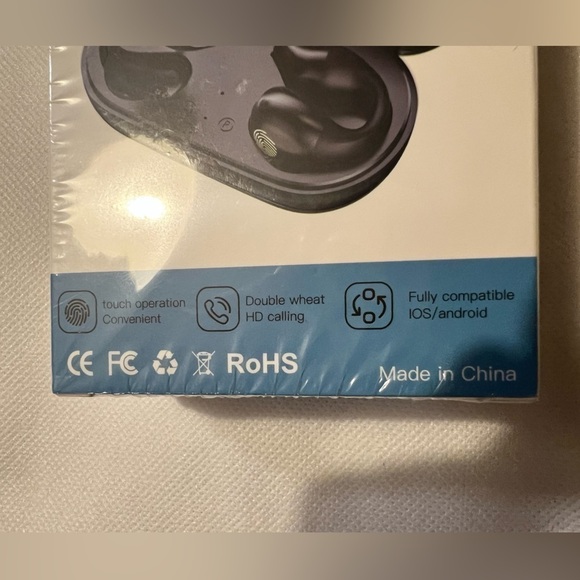 Portable wireless compact headphones Black iOS and android compatible NWT - Picture 3 of 6